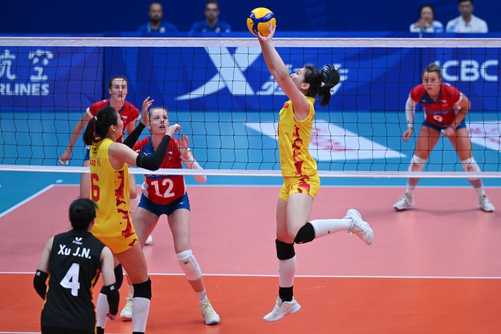中國隊零封捷克隊晉級女排半決賽